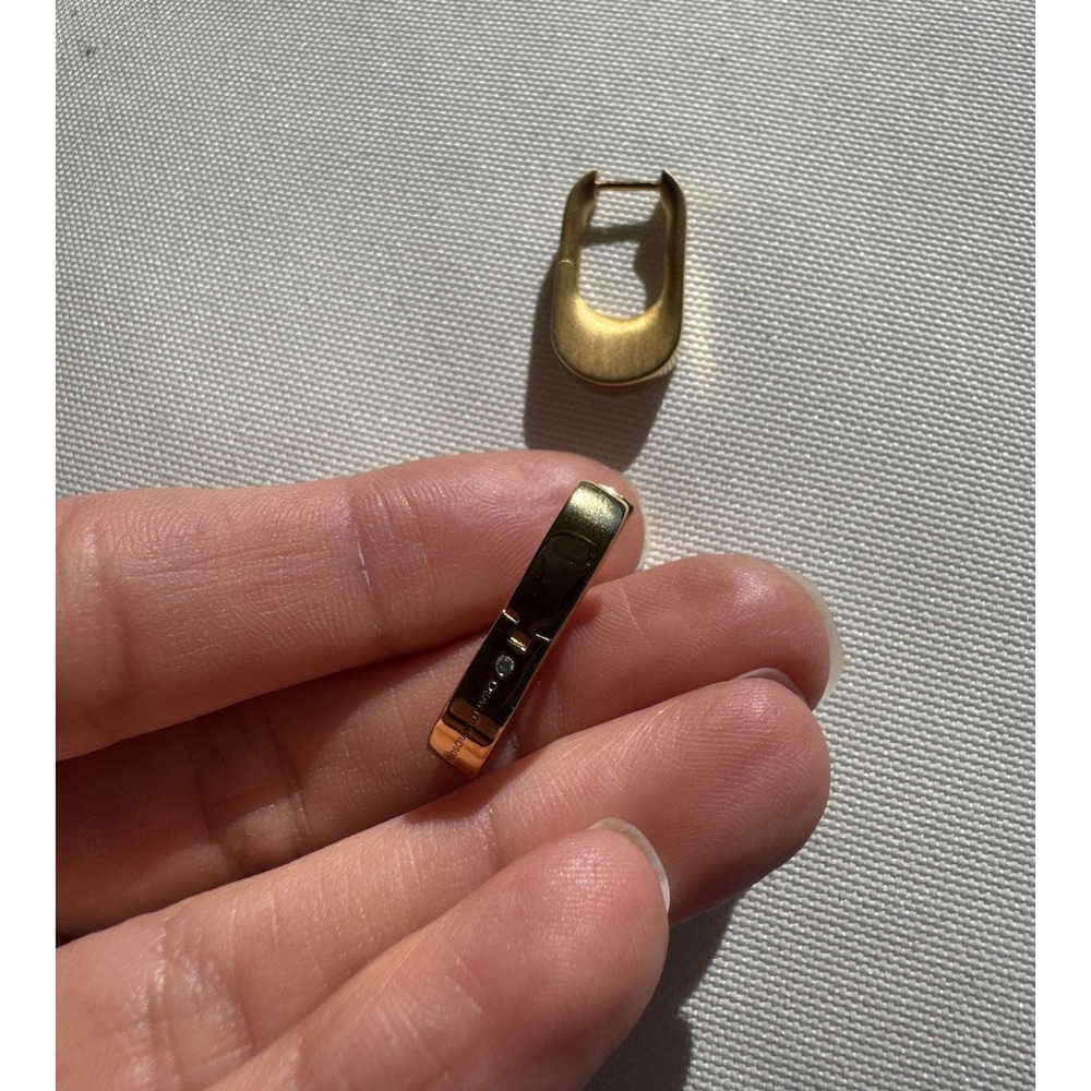 NEW! Dean Davidson Crosby Huggie Hoop Earrings Signature Brushed Gold $130 - Picture 8 of 10